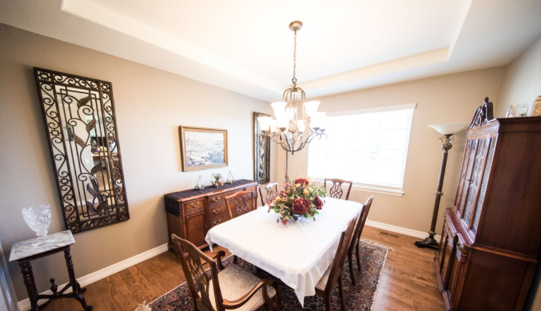 Interior Painting Tips: Cozy Colors for Holiday Hosting