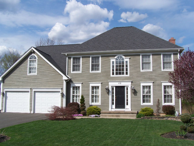 Transform Your Home's Exterior: Why You Should Hire Us for Your Painting Needs