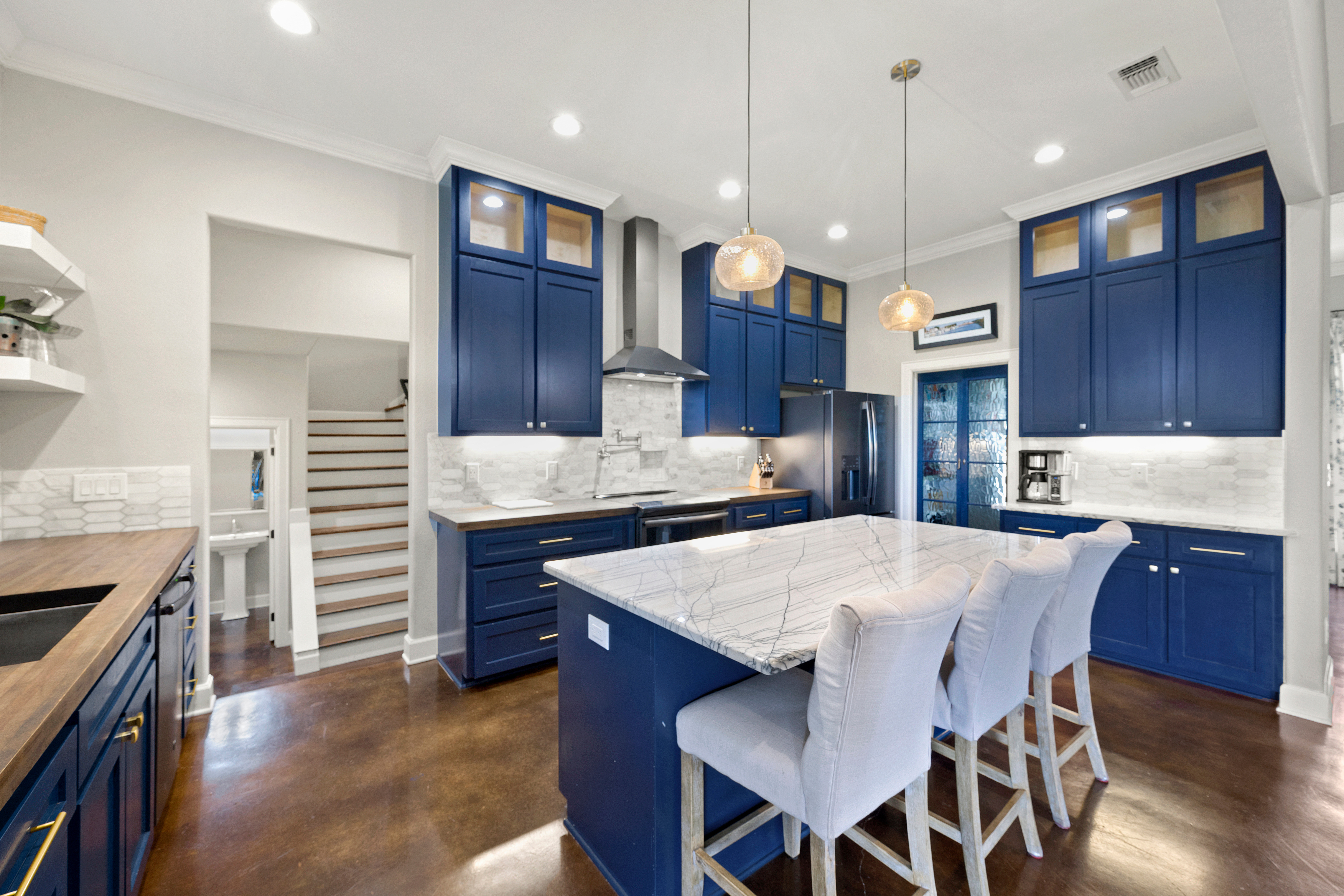 Navy-Cabinets.jpeg#asset:29052