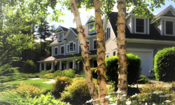 How to Landscape in a Way that Won’t Damage Your Exterior House Paint