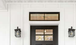 How to Choose the Right Color for Your Front Door: Curb Appeal Tips for Spring