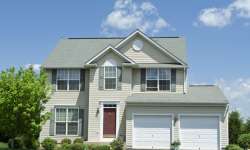 Can You Paint Vinyl Siding? Exterior Painting Tips for Your Central CT Home